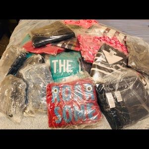 ❇️MY CLOSET IS READY TO SHIP❇️